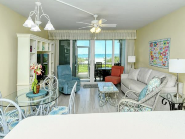 Charming Vacation Rental on Longboat Key. Call Today.